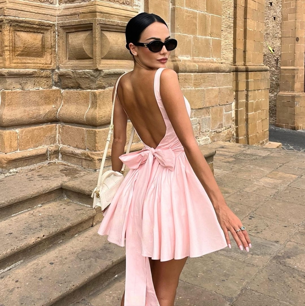 Looking to buy florianne dress